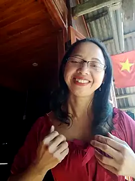 Snapshot of TRIEUTRIEU20 chatting on 11-26-25, 03:51 TRIEUTRIEU20 online show from 11-26-25, 03:51