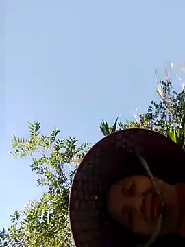 Snapshot of TRIEUTRIEU20 chatting on 11-30-25, 02:37 TRIEUTRIEU20 online show from 11-30-25, 02:37