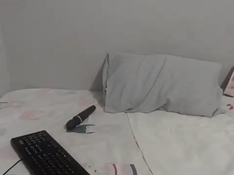 Snapshot of CocoCaramel-X chatting on 11-06-25, 02:12 CocoCaramel-X online show from 11-06-25, 02:12