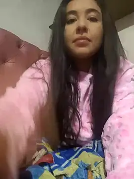 SantaRameriz online show from 10-31-25, 04:08