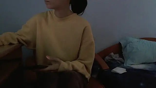 Snapshot of andreea713 chatting on 03-26-26, 02:55 andreea713 online show from 03-26-26, 02:55