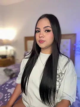 Snapshot of amber_white15 chatting on 11-14-25, 12:31 amber white15 online show from 11-14-25, 12:31