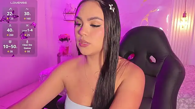 amber white15 online show from 05-23-26, 03:45