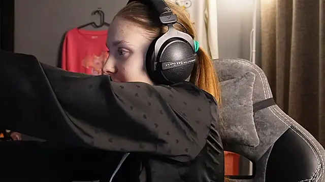 Softixq online show from 11-11-25, 05:13