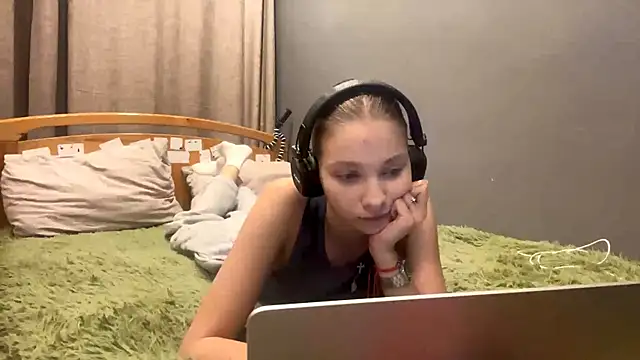 Softixq online show from 12-03-25, 03:54