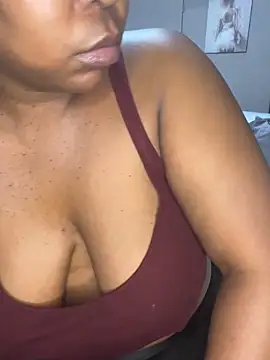 Snapshot of SweetCandy84 chatting on 02-13-26, 08:32 SweetCandy84 online show from 02-13-26, 08:32