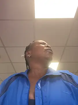 Snapshot of SweetCandy84 chatting on 03-18-26, 09:34 SweetCandy84 online show from 03-18-26, 09:34