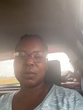 Snapshot of SweetCandy84 chatting on 03-26-26, 08:31 SweetCandy84 online show from 03-26-26, 08:31