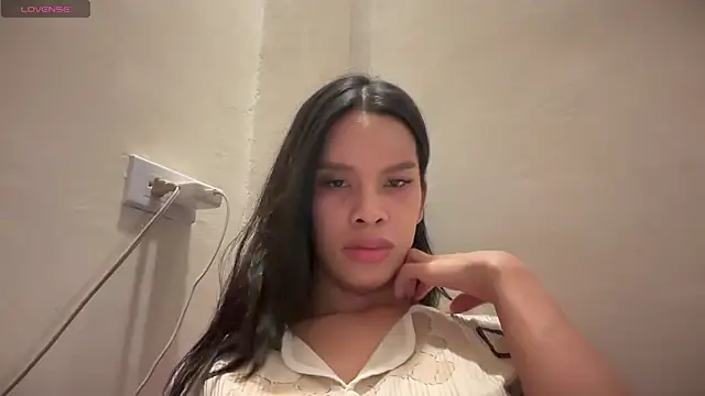 Snapshot of Candicemeow chatting on 05-26-26, 02:29 Candicemeow online show from 05-26-26, 02:29