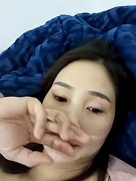 Pig pig11 online show from 10-27-25, 02:21