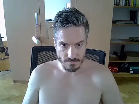 Snapshot of delayclose__ chatting on 06-10-26, 03:11 delayclose online show from 06-10-26, 03:11