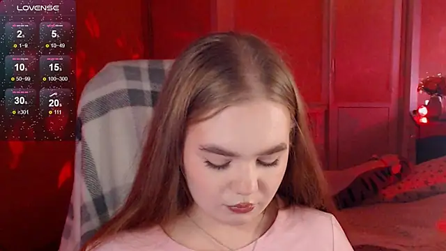 Snapshot of EmilyRisse chatting on 10-30-25, 03:35 EmilyRisse online show from 10-30-25, 03:35