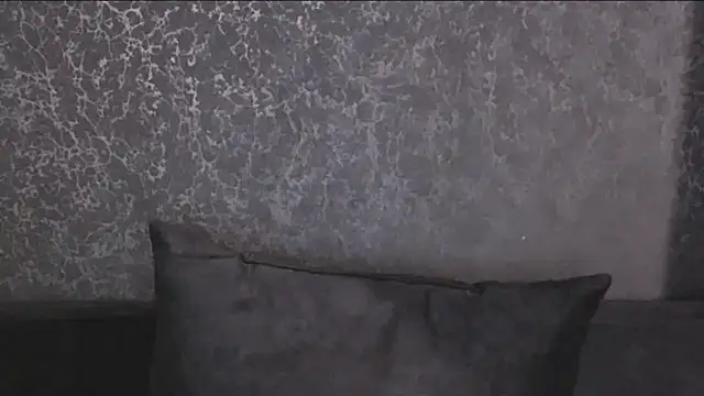 Snapshot of velvetveyraX chatting on 12-02-25, 04:57 velvetveyraX online show from 12-02-25, 04:57