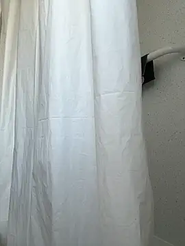 Snapshot of BubblesLovexox chatting on 03-05-26, 01:29 BubblesLovexox online show from 03-05-26, 01:29