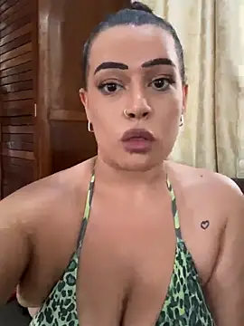 Snapshot of BubblesLovexox chatting on 04-08-26, 02:06 BubblesLovexox online show from 04-08-26, 02:06