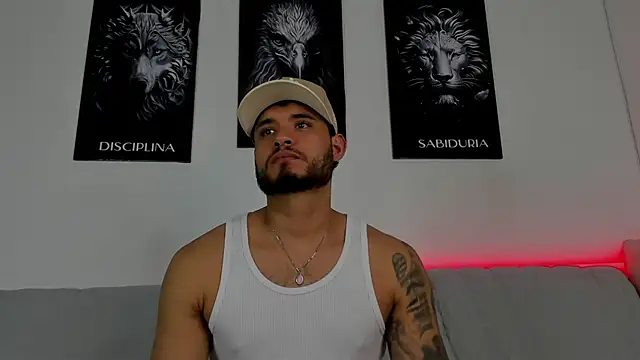 AUSTINN TORRES online show from 06-23-26, 12:19