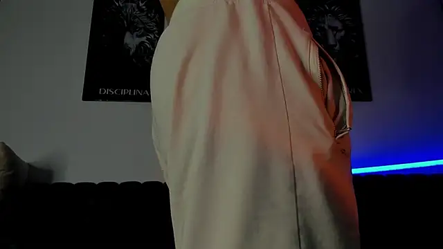 AUSTINN TORRES online show from 07-05-26, 12:17