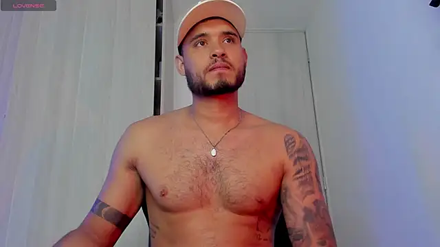 AUSTINN TORRES online show from 07-28-26, 01:12