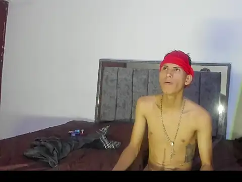 kevin sexlove2 online show from 11-13-25, 02:43