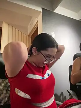 Kloe Novoa online show from 02-04-26, 01:17