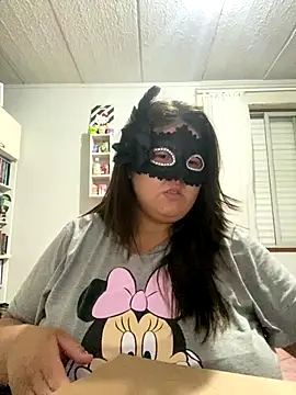 Snapshot of crazzyanne chatting on 12-16-25, 04:06 crazzyanne online show from 12-16-25, 04:06