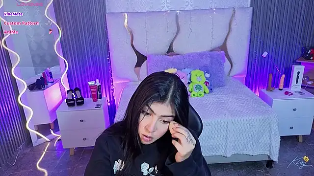 MAIILY TAY online show from 02-06-26, 12:08