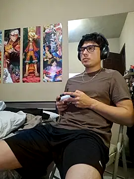 Snapshot of Ais_B10 chatting on 10-29-25, 03:31 Ais B10 online show from 10-29-25, 03:31