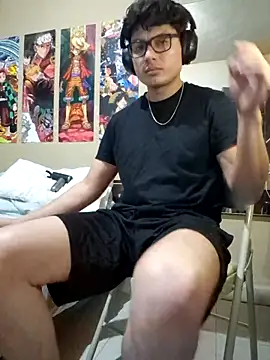 Snapshot of Ais_B10 chatting on 11-11-25, 03:28 Ais B10 online show from 11-11-25, 03:28