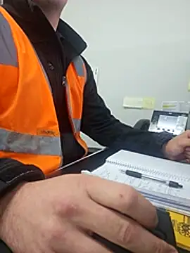 ozone1992 online show from 04-26-26, 01:14