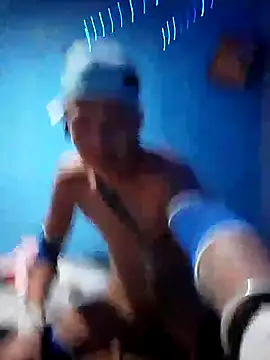 Ojitosbrrr online show from 11-21-25, 02:54