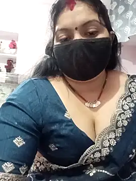 Snapshot of Best_couple2001 chatting on 11-25-25, 06:57 Best couple2001 online show from 11-25-25, 06:57