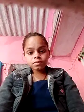 Snapshot of Poonam12A chatting on 11-09-25, 03:27 Poonam12A online show from 11-09-25, 03:27