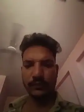 Snapshot of indoregigolo chatting on 11-13-25, 04:22 indoregigolo online show from 11-13-25, 04:22