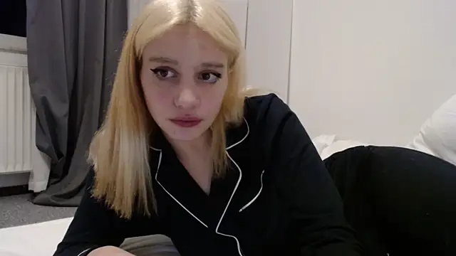 bellefleurrr online show from 12-15-25, 08:57