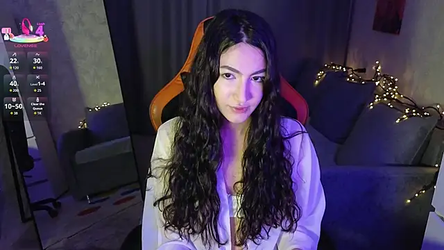 Mulan Lo online show from 12-20-25, 06:59