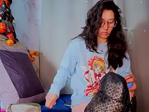 eva delight  online show from 10-29-25, 11:34