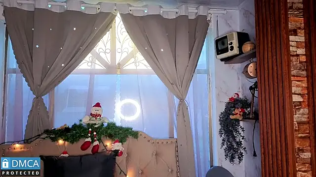 Snapshot of eva_delight_ chatting on 12-18-25, 11:05 eva delight online show from 12-18-25, 11:05