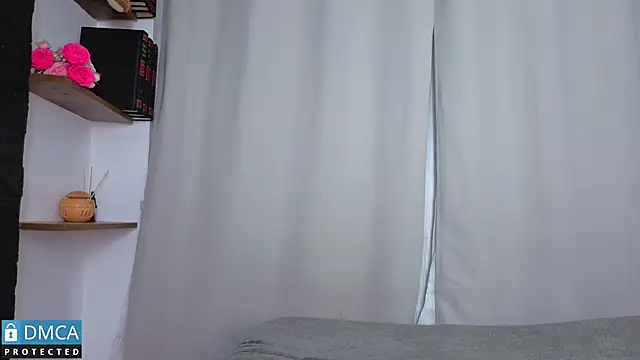 Snapshot of eva_delight_ chatting on 02-23-26, 11:07 eva delight online show from 02-23-26, 11:07