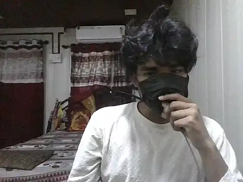 Snapshot of kriZ08 chatting on 07-29-26, 11:08 kriZ08 online show from 07-29-26, 11:08