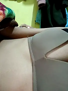 Snapshot of Cutey_neha07 chatting on 11-09-25, 09:13 Cutey neha07 online show from 11-09-25, 09:13