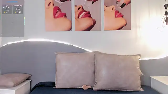 EmiliClarke online show from 04-02-26, 01:20