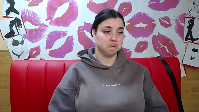 ScarletCargo online show from 11-18-25, 06:07