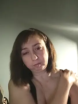 Snapshot of MaryKiki5619 chatting on 11-28-25, 06:54 MaryKiki5619 online show from 11-28-25, 06:54