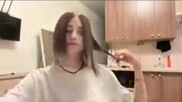 AidaGloshen online show from 10-27-25, 05:06