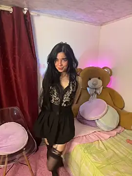 Snapshot of wetbyAlice chatting on 04-26-26, 01:47 wetbyAlice online show from 04-26-26, 01:47