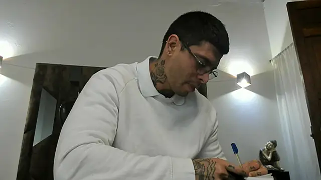 MATEO DILUCA online show from 11-26-25, 10:05