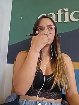 sophie-06 online show from 11-08-25, 06:29