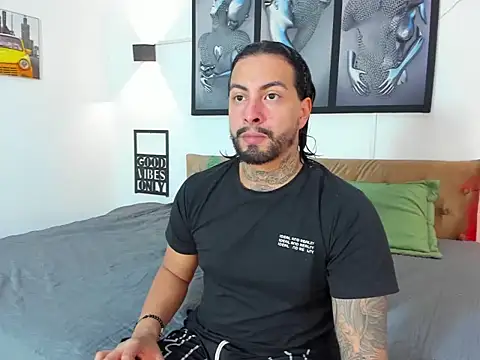 christopher palmerjs online show from 12-21-25, 09:22