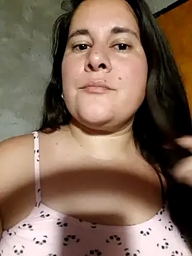 Snapshot of Clara_Arg chatting on 01-17-26, 02:05 Clara Arg online show from 01-17-26, 02:05