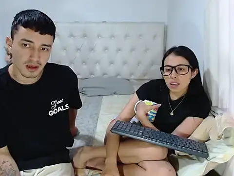 BIJOU SECRET online show from 11-13-25, 10:19